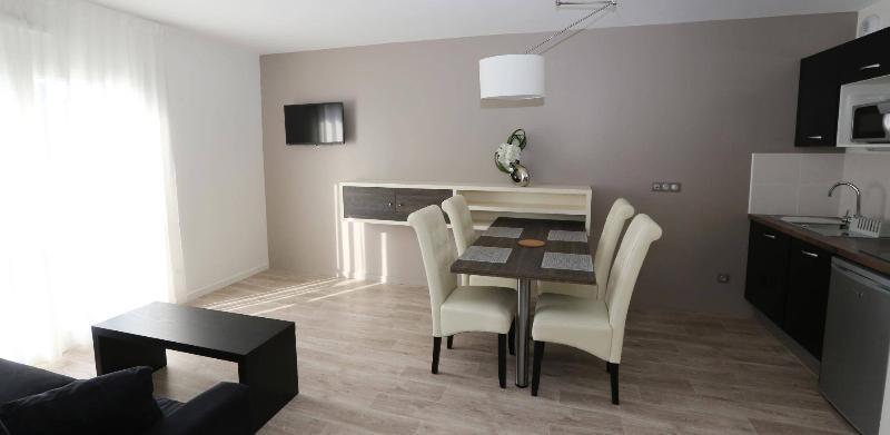 Les Criquets Hotel & Spa Blanquefort  Zewnętrze zdjęcie