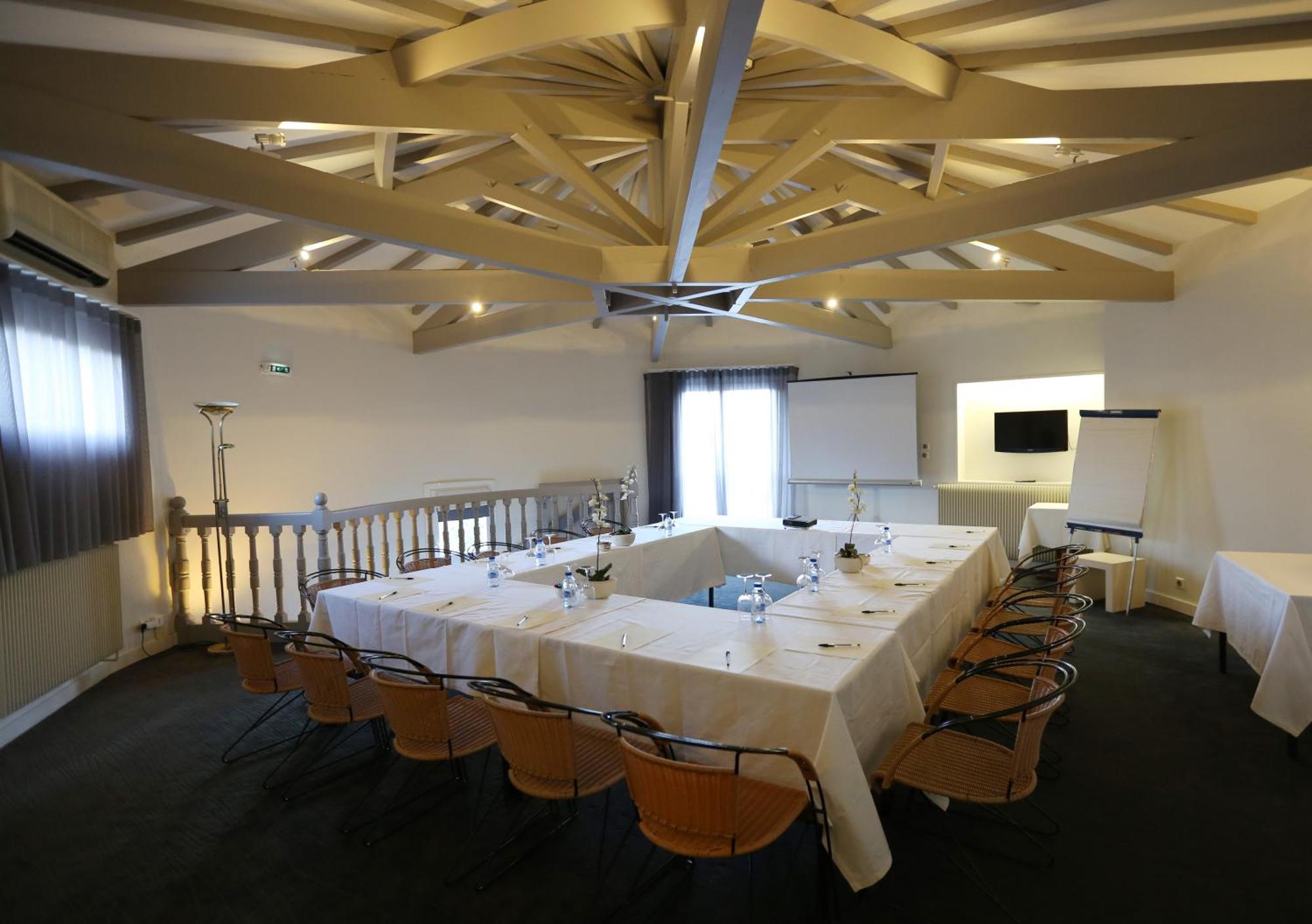 Les Criquets Hotel & Spa Blanquefort  Zewnętrze zdjęcie