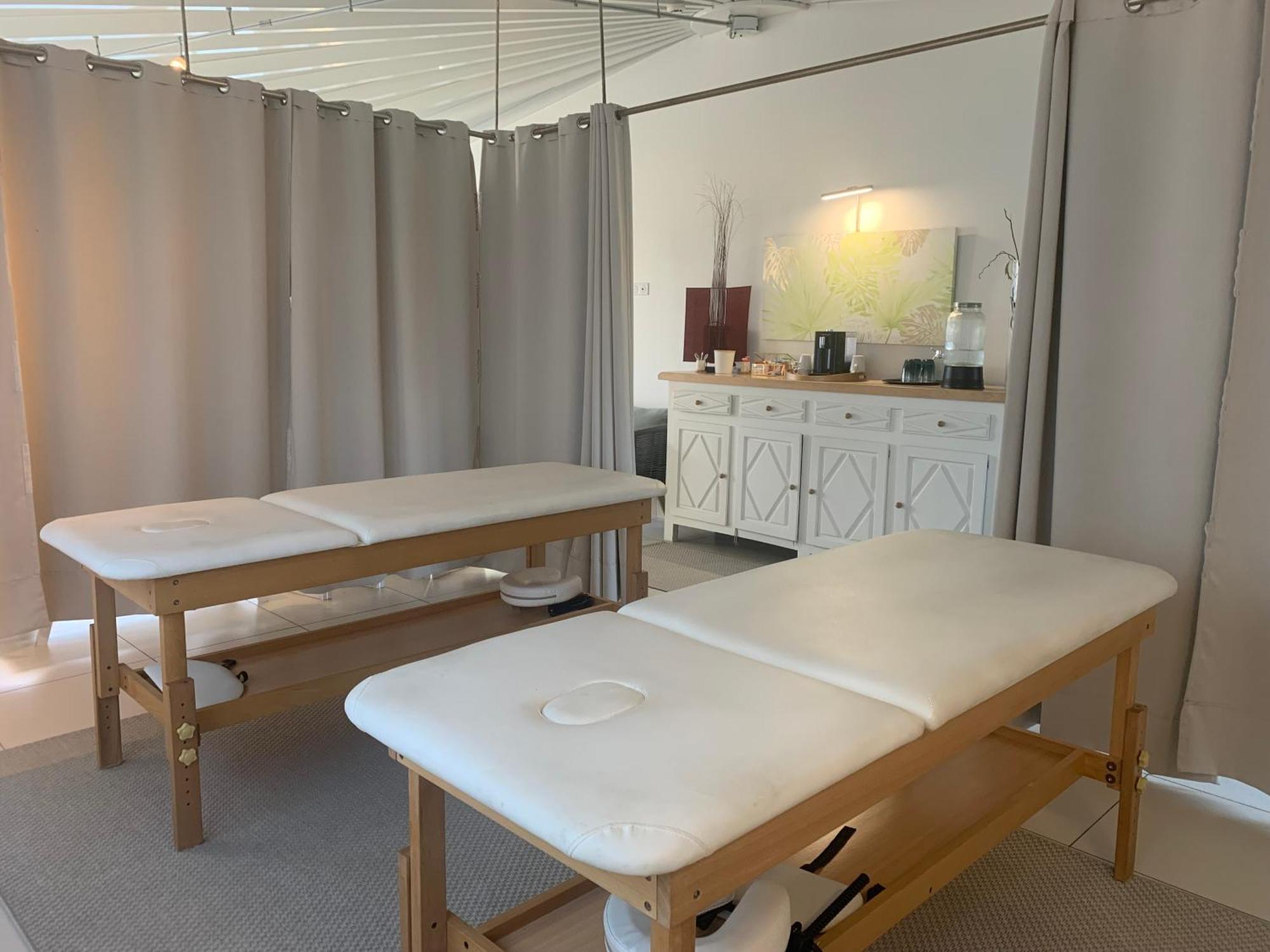 Les Criquets Hotel & Spa Blanquefort  Zewnętrze zdjęcie