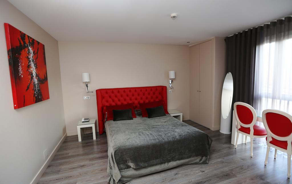 Les Criquets Hotel & Spa Blanquefort  Zewnętrze zdjęcie